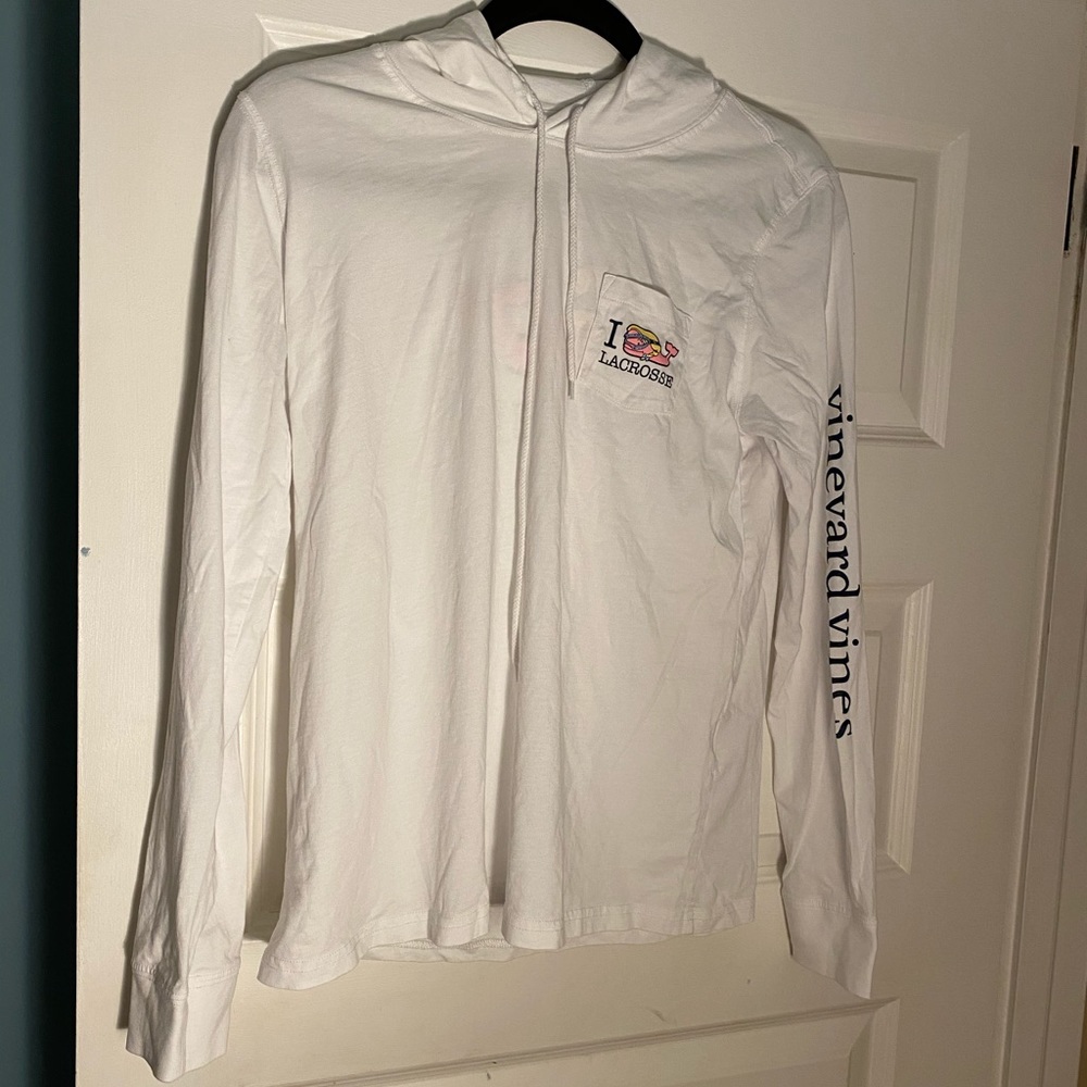 White hooded long sleeve Vineyard Vines shirt